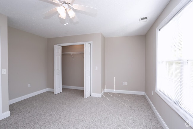 Windwood Court Bedroom