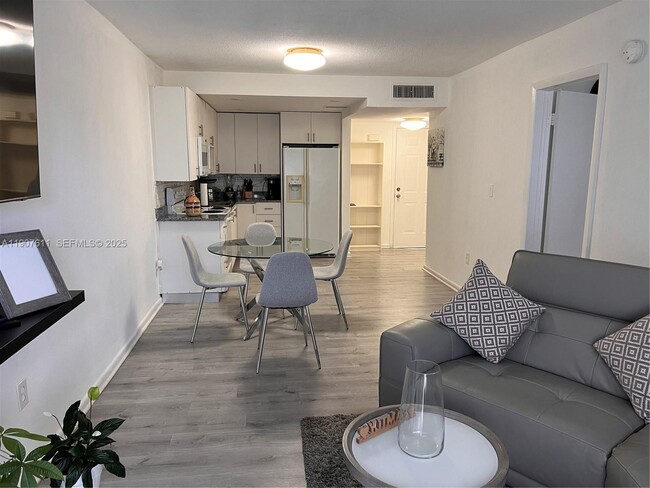 Photo - 677 SW 9th Ave Unit #303