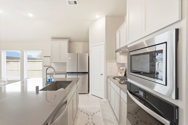 Photo - 10526 Cabot Trl