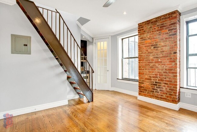 Photo - 234 Mott St Unit 21