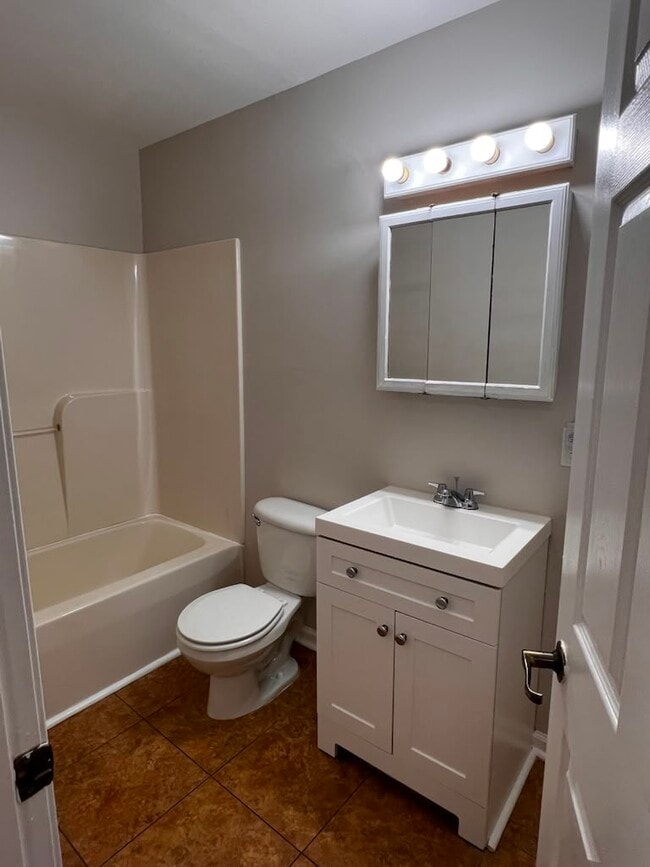 Photo - 131 N Rose St