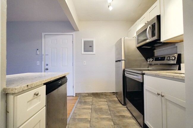 Photo - 1605 Marshall Ave
