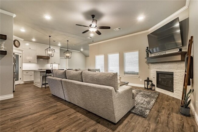 Photo - 2816 Oak Hill Ave