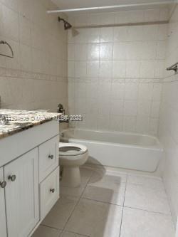 Photo - 6952 SW 39th St Unit 111K