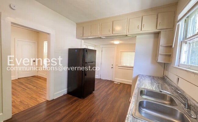 Photo - 3 Bed/2 Bath Home with Fenced Yard / Available Now!