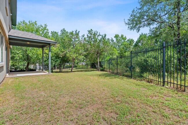 Photo - 307 Parkside Dr