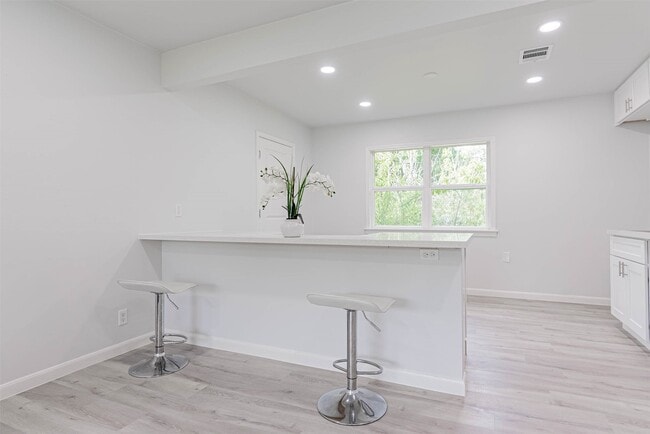 3607 Luca St