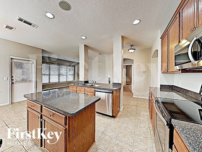 Photo - 816 Cutting Horse Dr