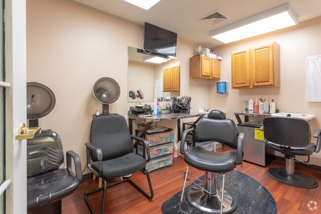 Salon