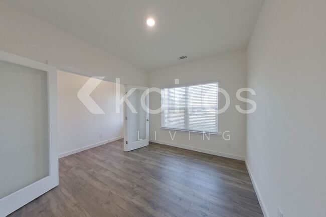 Photo - 4252 Scenic Dr SE