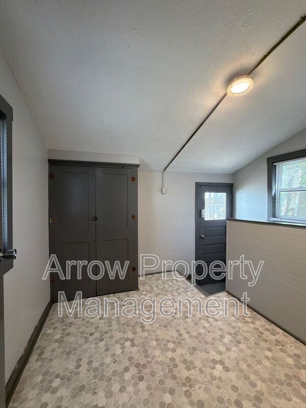 Photo - 2434 W St