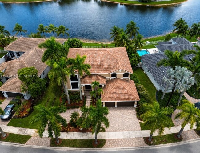 Photo - 1672 Victoria Pointe Cir