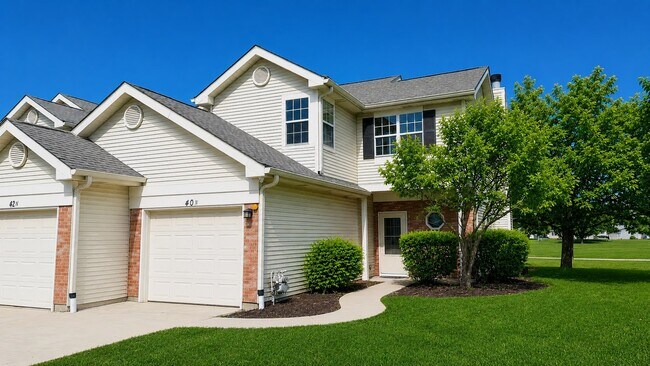 Building Photo - 40 N Golfview Ct