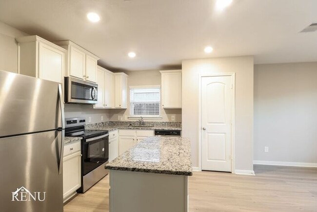 Photo - 10405 Sweetwater Creek Dr