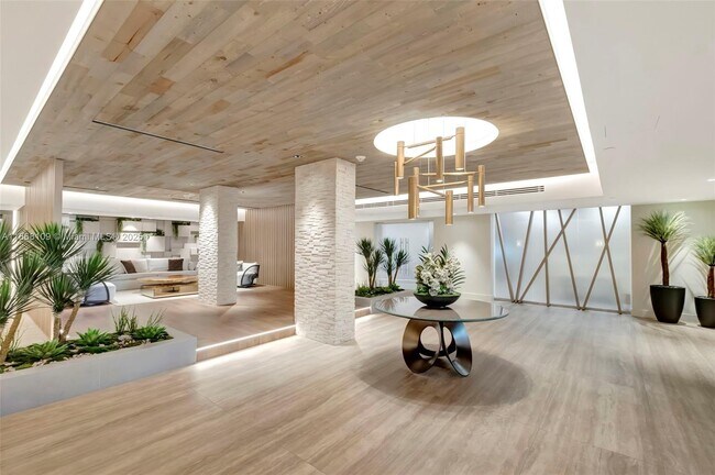 Photo - 2301 Collins Ave Unidad 321