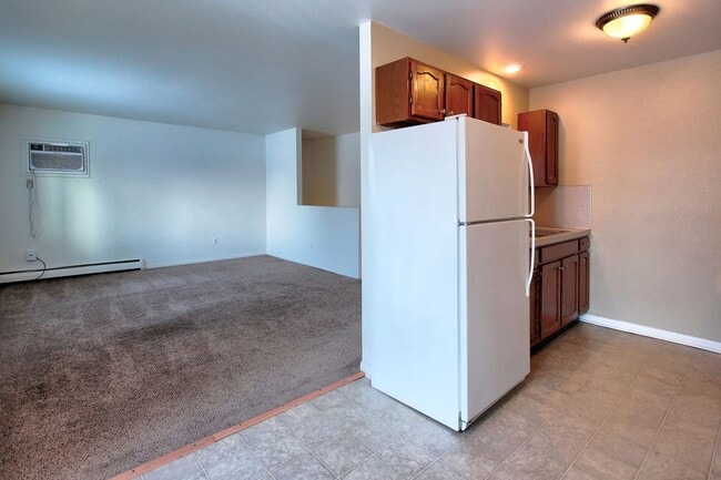 Photo - 2 Bed/1 Bath/Garage -- Top Floor Apartment Unit 14