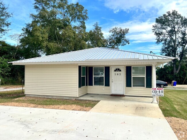 Building Photo - 102 Dunn Cir Rental