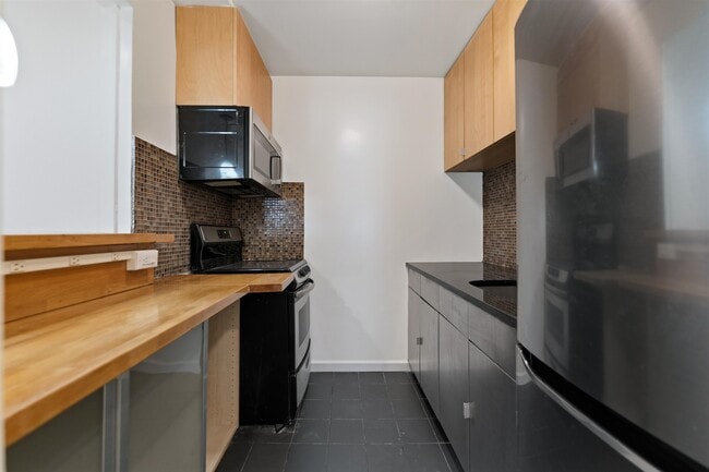 Photo - 7117 Park Ave Unit A4