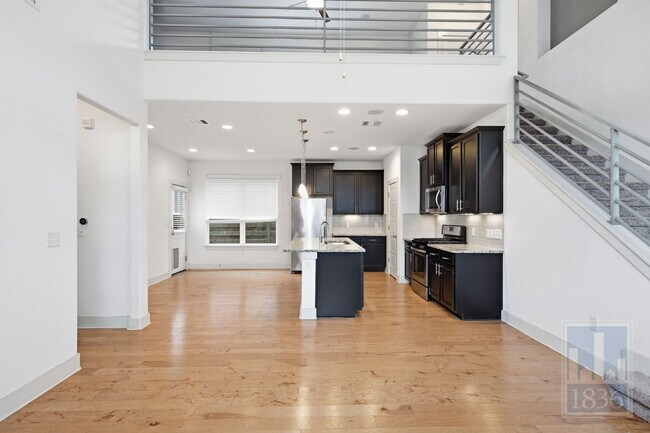 Photo - 5901 Rubicon Run