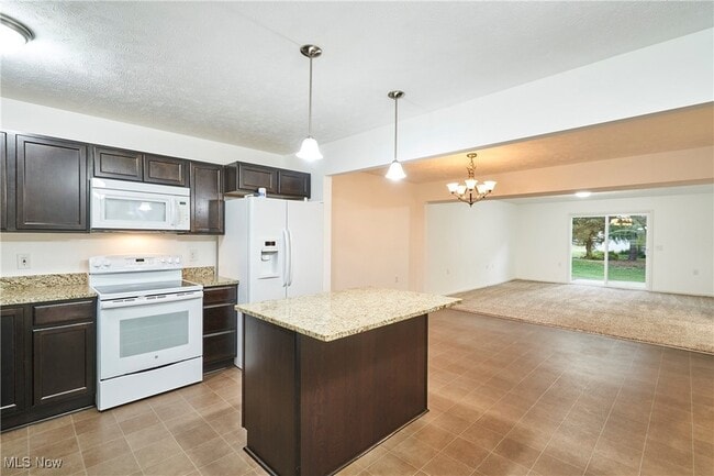 Photo - 1747 Blase Nemeth Rd