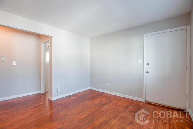 Photo - 949 Greenwood Ave NE Unit Apt 02