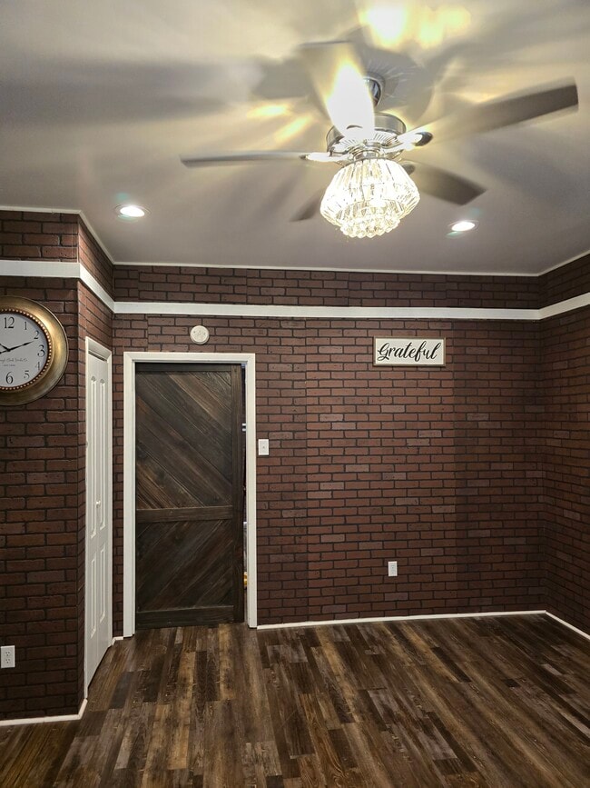 Photo - 405 W Harnett St Unit C