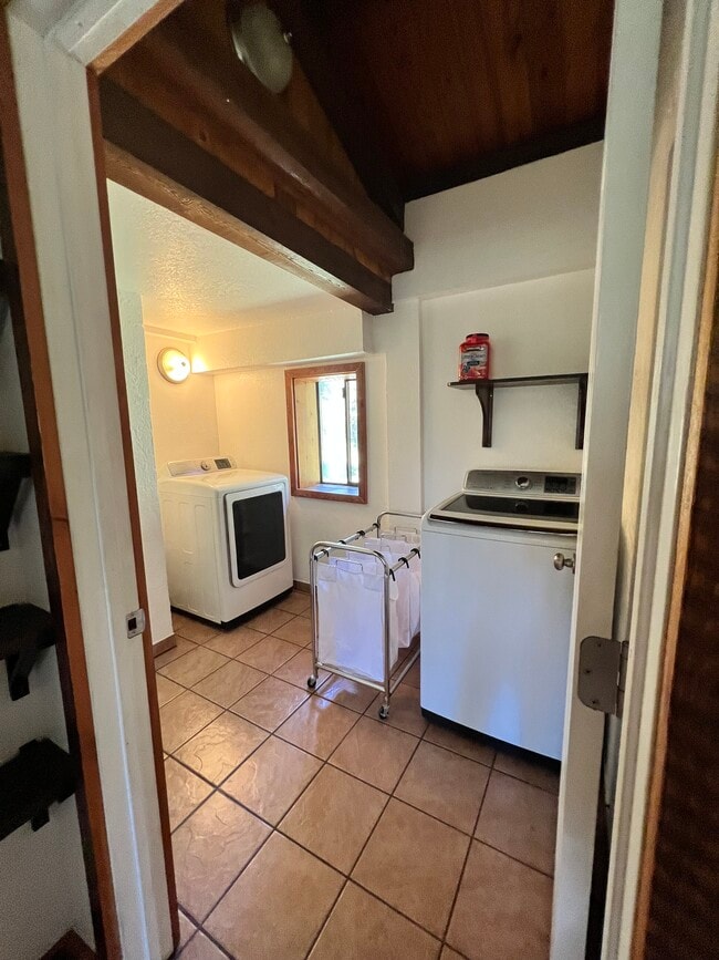 Photo - 260 Rustic Ln