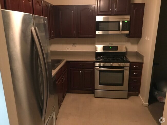 Building Photo - 6700 S South Shore Dr Unit 18D Rental