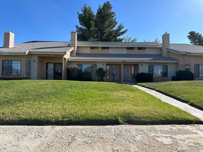 1828 E Avenue J9 Unit 1