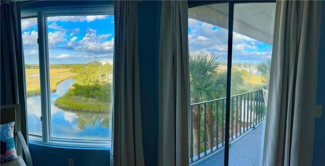 Photo - 1 Marina Dr Unit 303 A