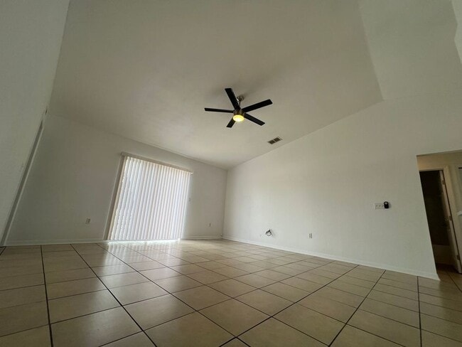 Photo - 150 Cloverdale Rd