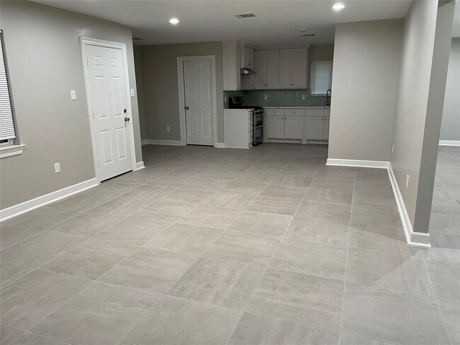 Photo - 2706 Wilshire Cir