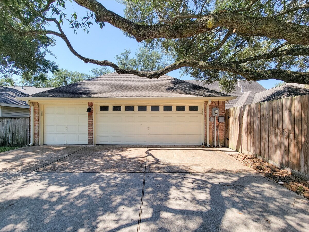 Photo - 20506 Laverton Dr