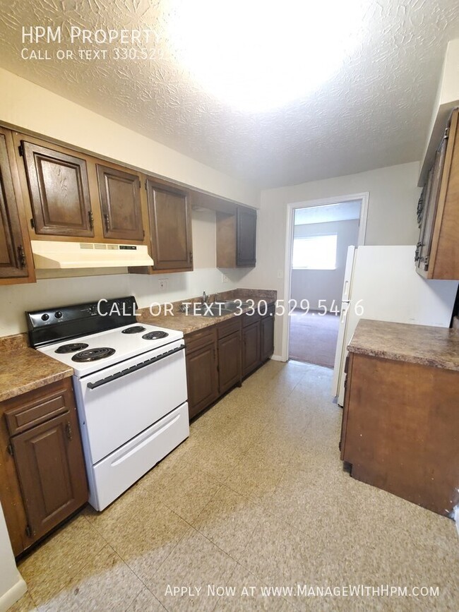 Photo - 591 E Buchtel Ave Unidad E