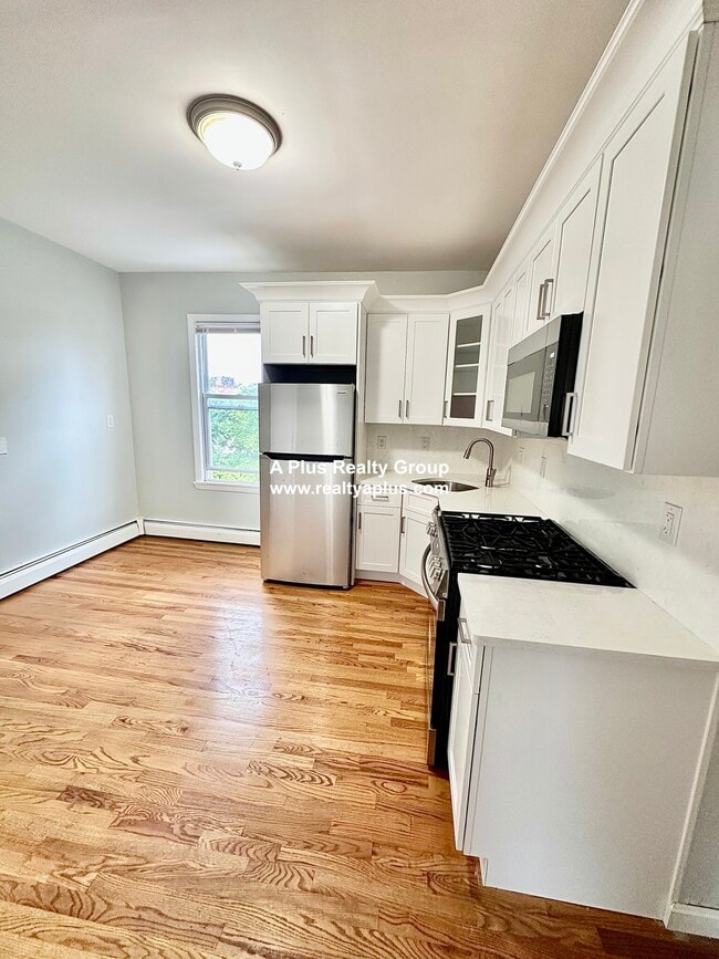 Photo - 5 Buckley Ave Unidad 3