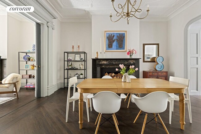 Photo - 57 Middagh St