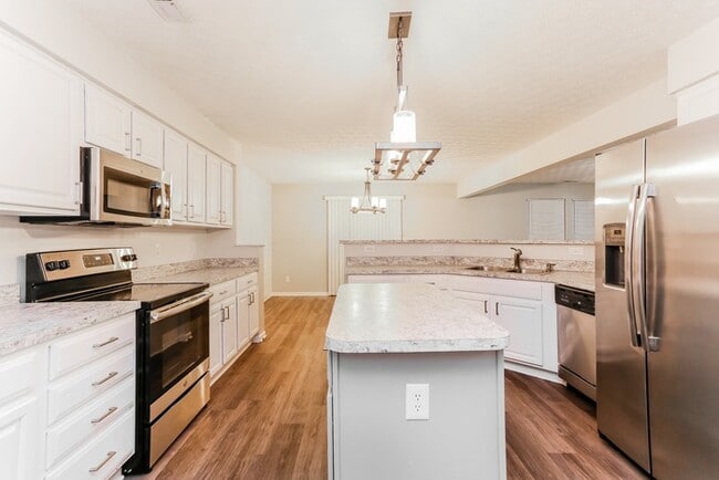 Photo - 4842 Fosterson Dr