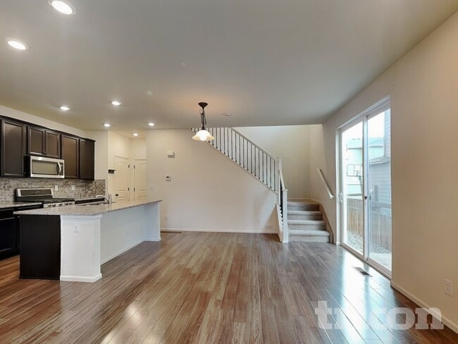 Photo - 21895 E Radcliff Cir