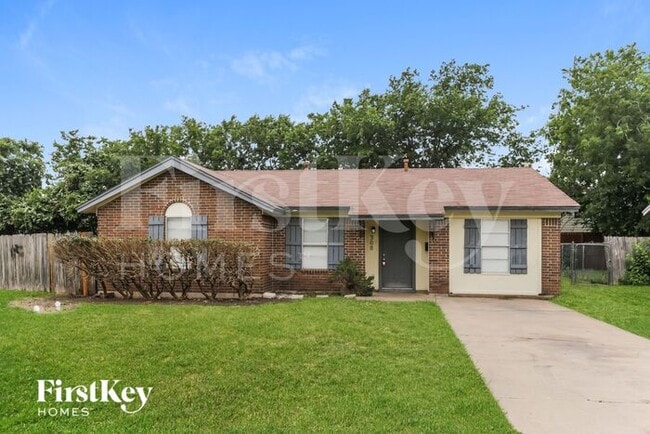Photo - 308 Coury Rd House