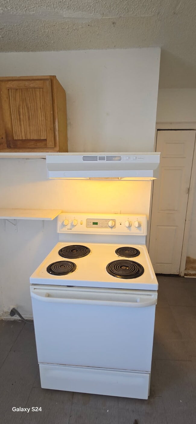 Photo - 1807 Maple Dr Unit B