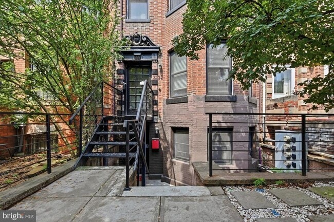 Building Photo - 3222 13th St NW