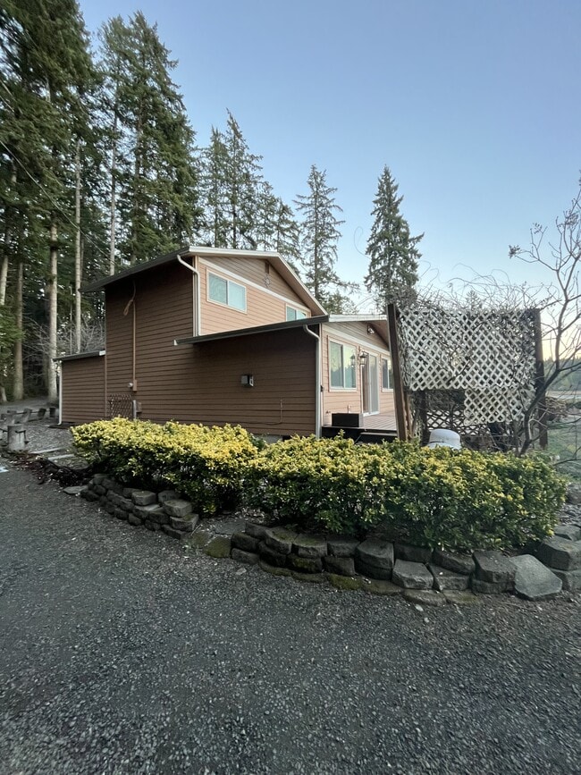 Photo - 111 E Driftwood Circle East