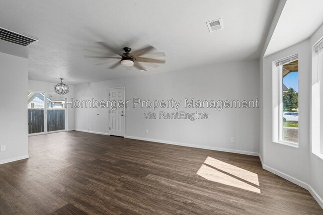 Photo - 14412 E Heroy Ln