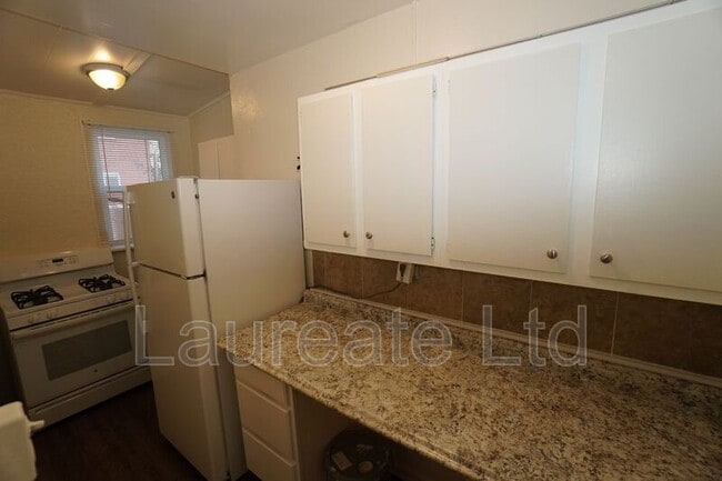 Photo - 809 N Ogden St