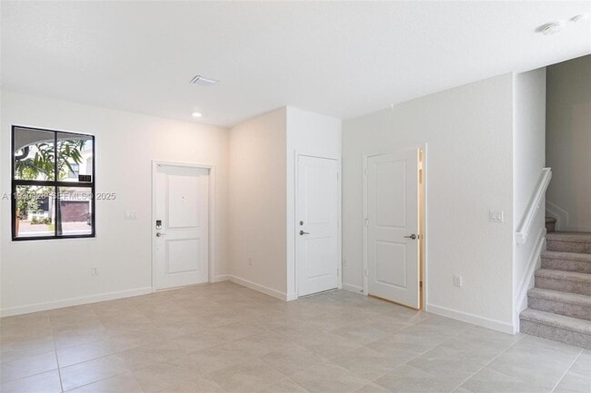 Photo - 23521 SW 129th Ave