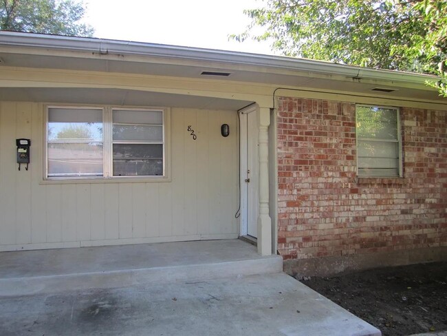 Photo - 313 Garrison Dr House