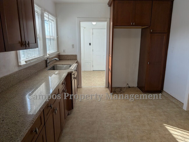 Photo - 2607 California Ave