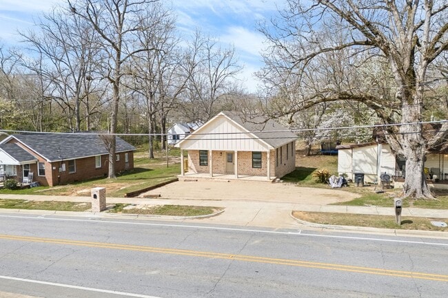 Building Photo - 604 Martin Luther King Blvd