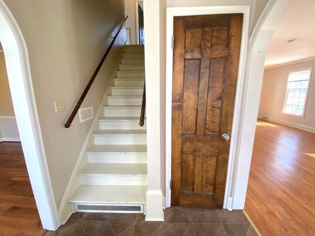 Photo - Stunning Historic 4 Bed Home Near NDSU