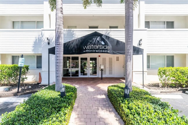Photo - 2881 NE 32nd St Unidad 119